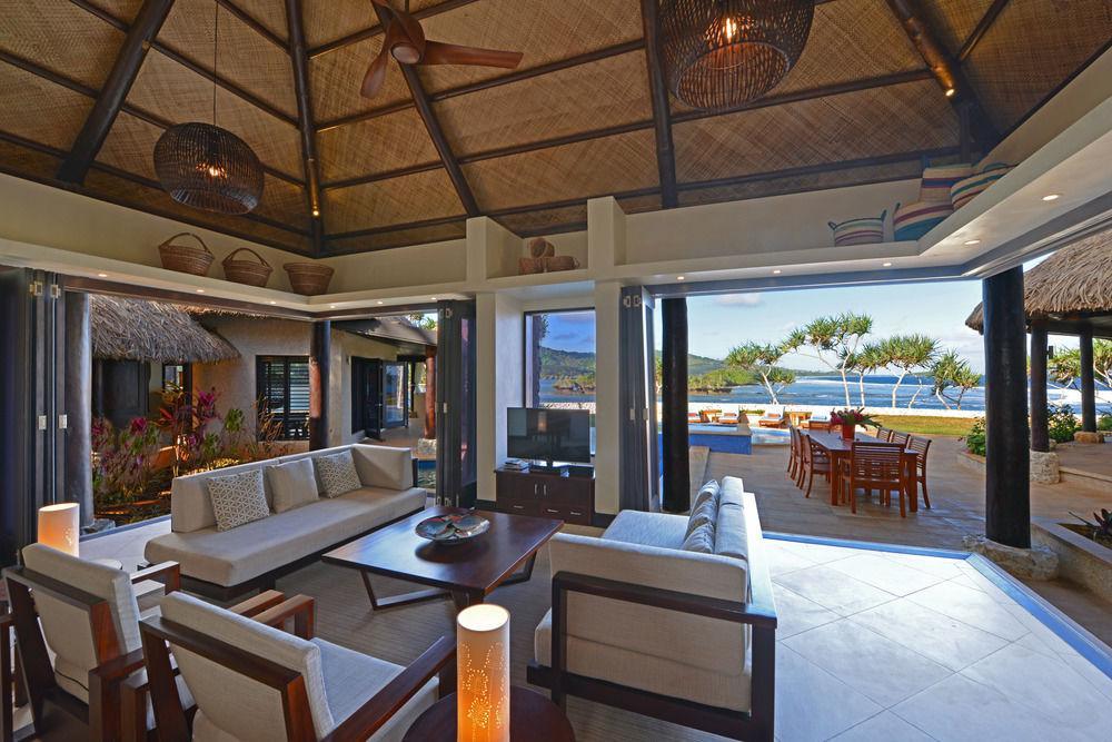 Wavi Island Hotel Naindi Exterior photo