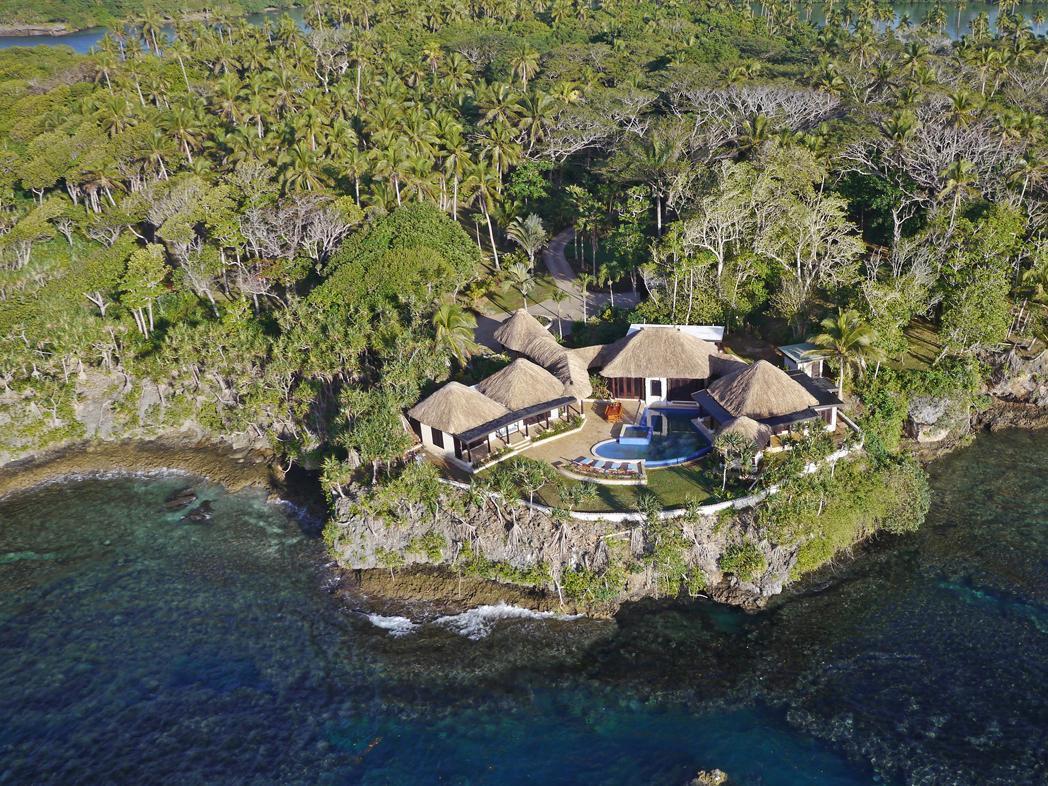 Wavi Island Hotel Naindi Exterior photo